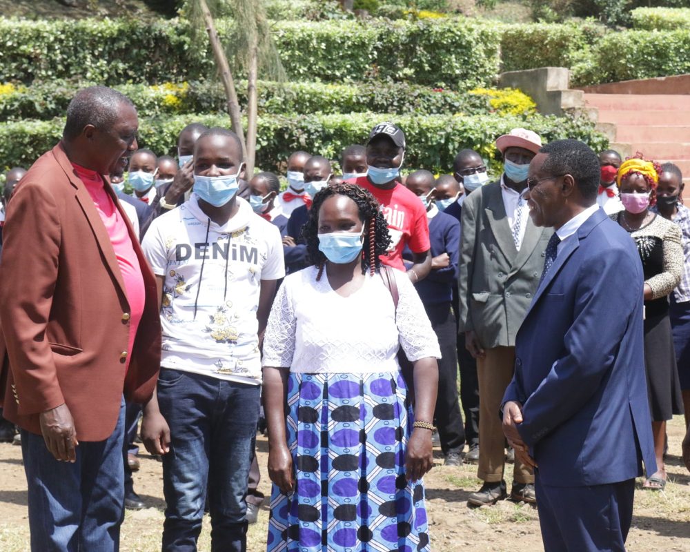 189052376_2903485943223742_106555663573987507_n